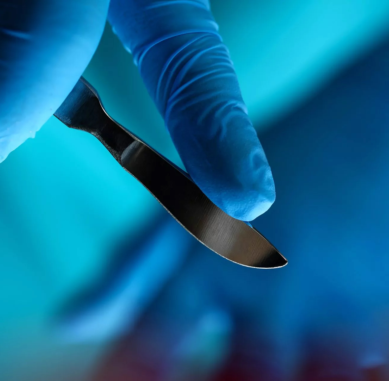 Ärztliche Körperverletzung bei Schönheits-OP - BGH-Urteil zu medizinischen Instrumenten als gefährliche Werkzeuge